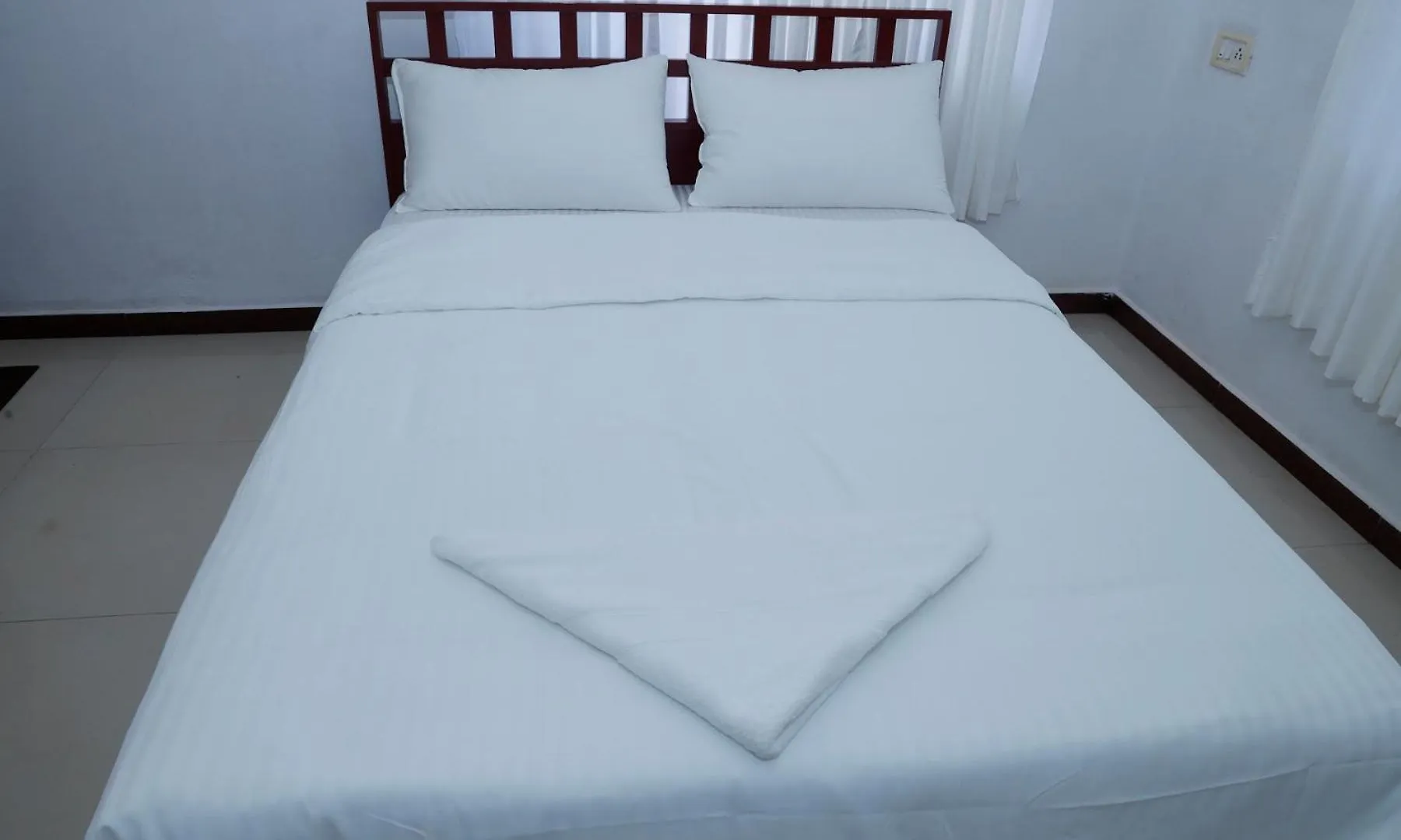 Jb Rooms Pvr Rooms Nedumbassery