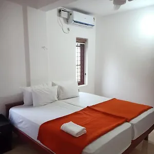 Hotel Grace Mary Residency, Nedumbassery
